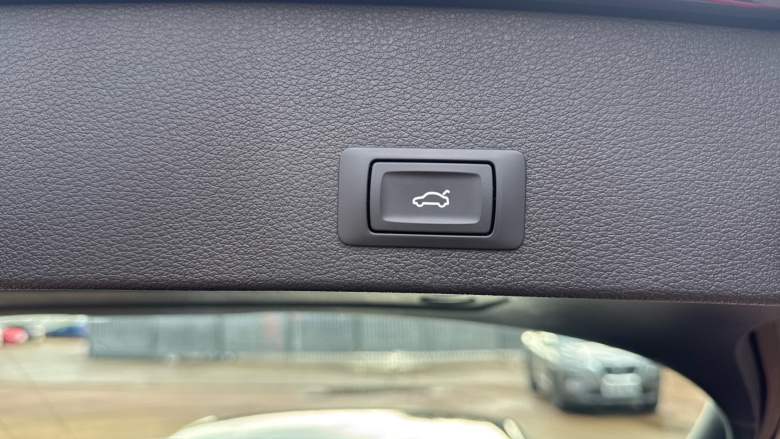 Audi Q2 30 TDI Sport 5dr S Tronic Diesel Estate